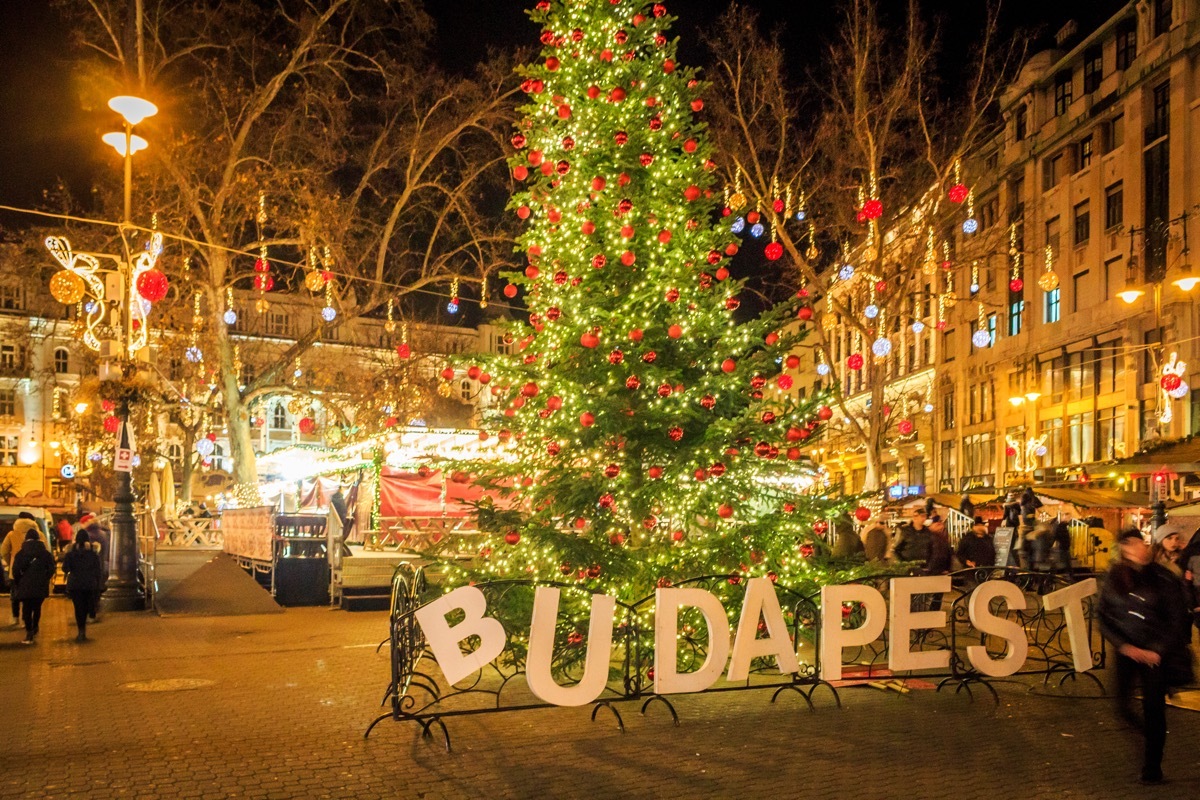 BUDAPESZT – Jarmark Bożonarodzeniowy